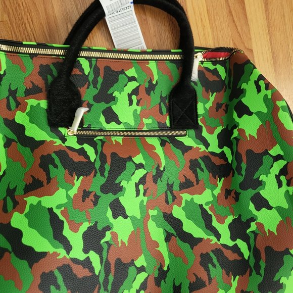 Tote&Carry- As seen on BRIDES Magazine - Unisex travel bag (New with Tags) - Picture 10 of 13